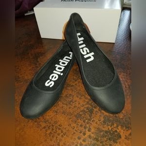HUSH PUPPIES size 11 black rain flats